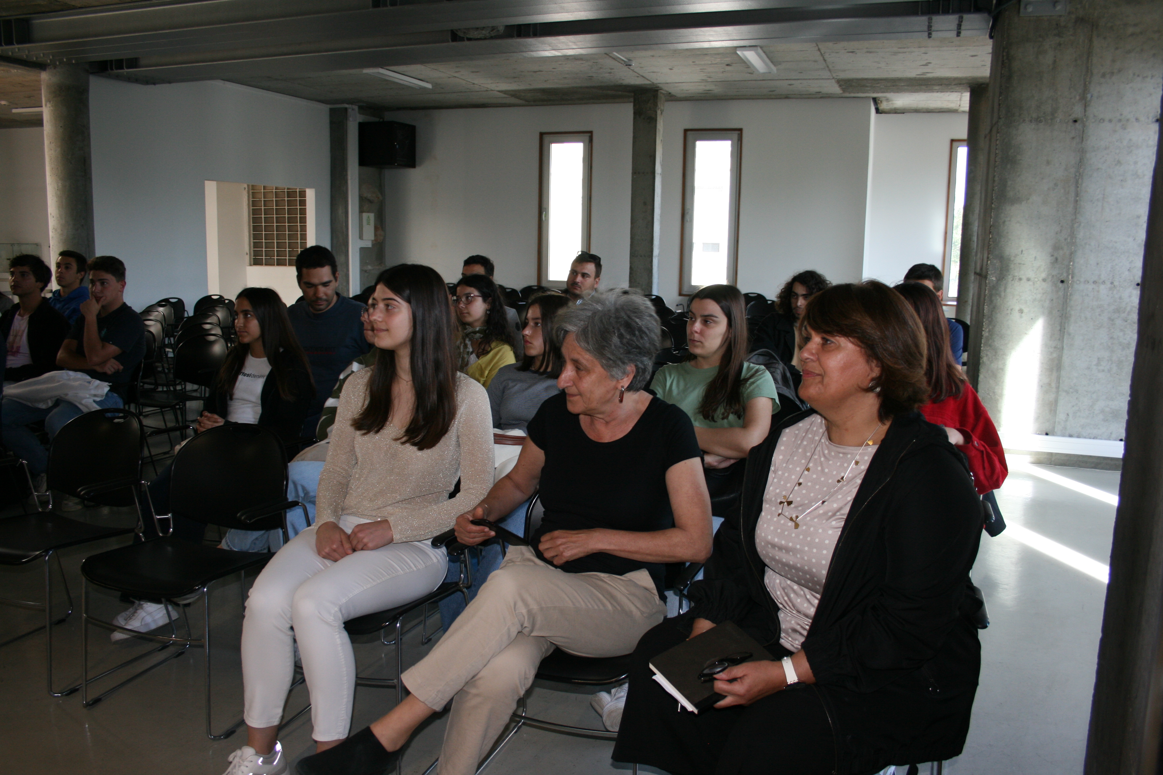 DGT partilha informação com alunos da NOVA FCSH