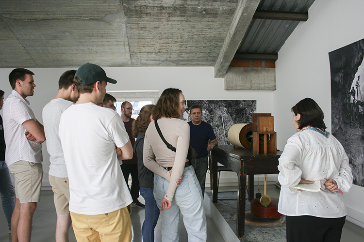 Partilha de conhecimento com alunos da universidade de Bochum, Alemanha