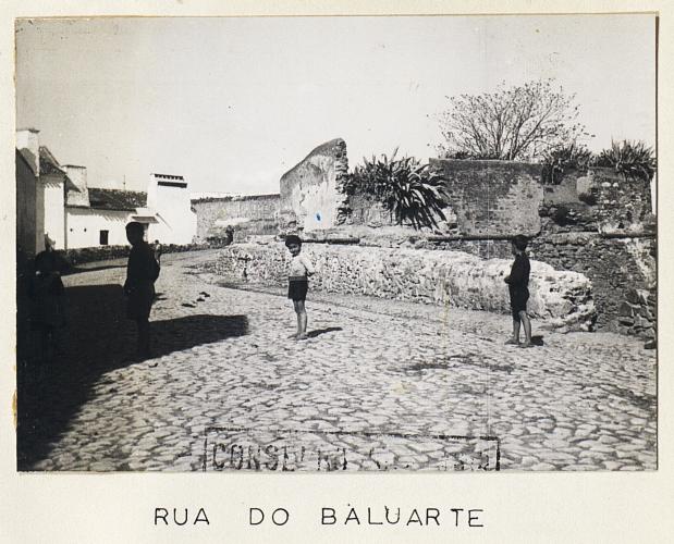 28 - Fotografia nº 8 – Baluarte do Concelho – Rua do Baluarte