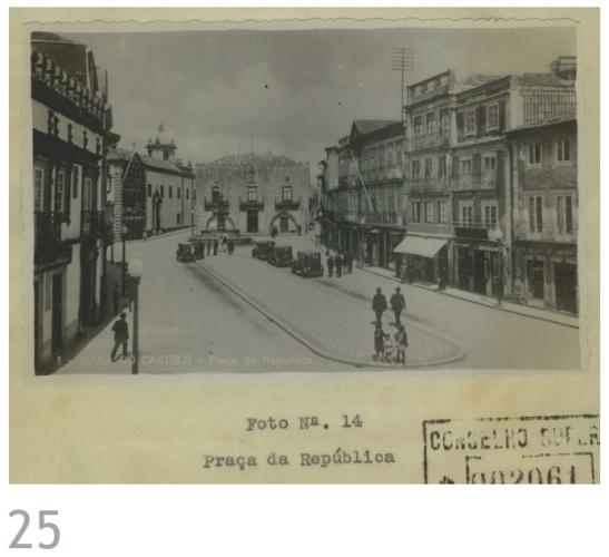 Fotografia n.º 14 – Praça da República 